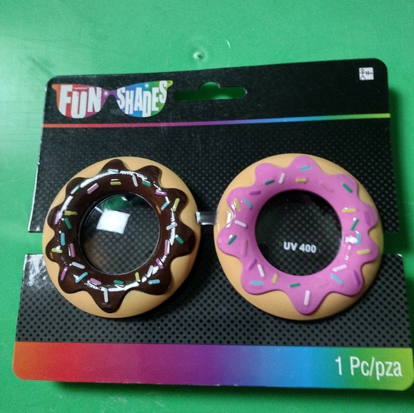 Fun Shades Donut Sunglasses - Picture 1 of 1